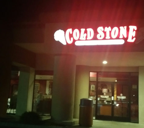 Cold Stone Creamery - Santa Clarita, CA. Front of the building