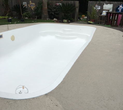 Ruiz Fiberglass Pool Repair - Houston, TX