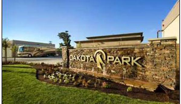 Dakota Park Storage - Fresno, CA