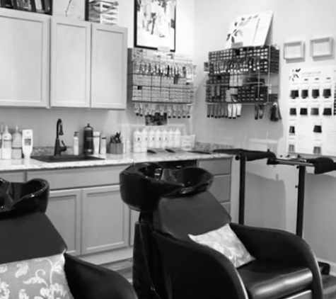 Dane Delane Salon Studio - Ocean Isle Beach, NC