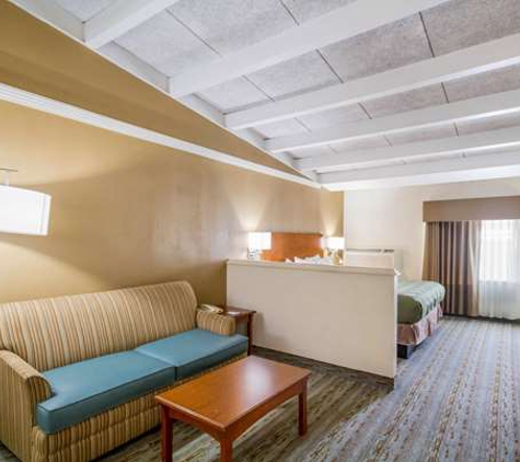 Quality Inn - Independence, MO