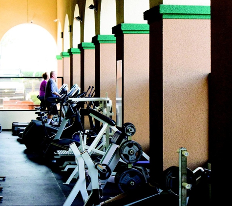 Club Paradise Fitness - Fallbrook, CA