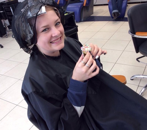 Hair To Impress - Lisarow, NSW