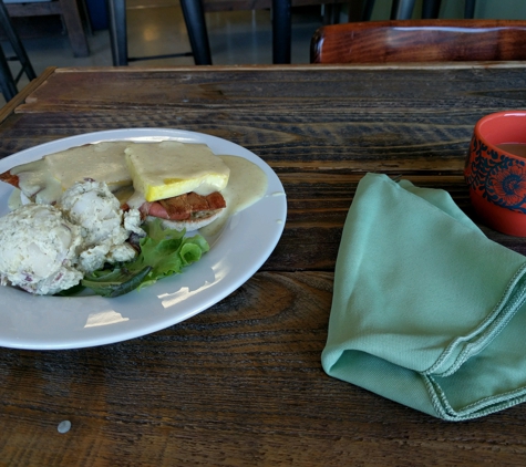 Two Mammas Vegan Kitchen - Oakland, CA