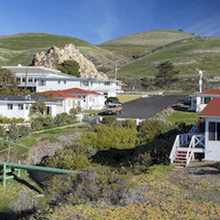 The Tides Oceanview Inn & Cottages - Pismo Beach, CA