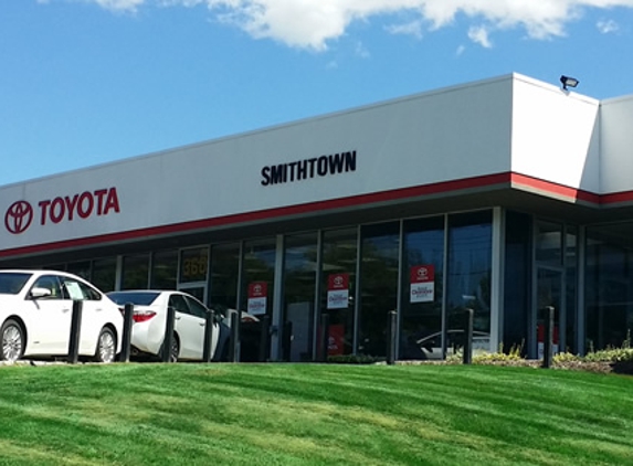 Smithtown Toyota - Smithtown, NY