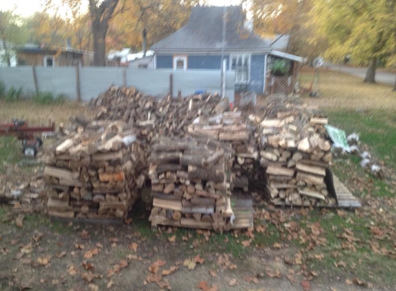 Wood And Worms - Fairbury, NE