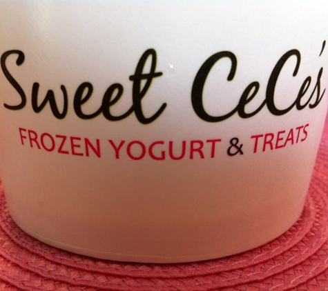 Lula's Frozen Yogurt & Treats - Louisville, KY