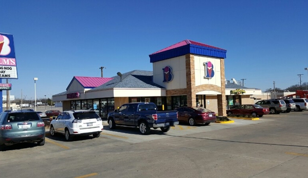 Braum's Ice Cream and Dairy Store - Ardmore, OK