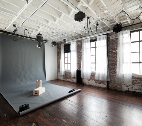 Park Avenue Studios - Photo Studio & Equipment Rental - Portland, OR