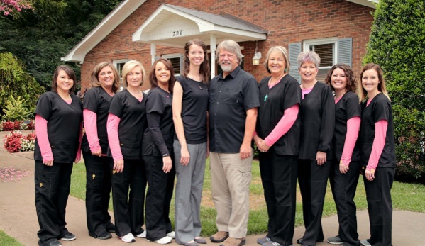 David Foster, DDS - Franklin, TN