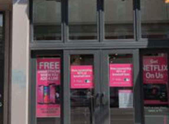 T-Mobile - Chicago, IL