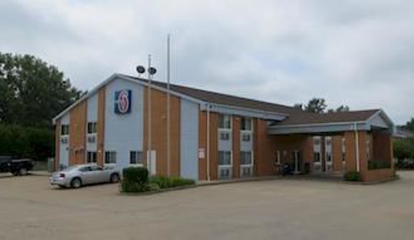 Motel 6 - Davenport, IA