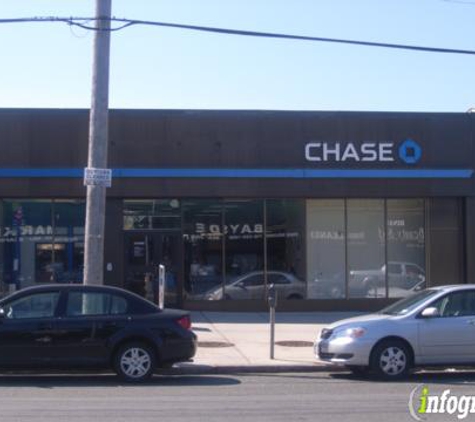 Chase Bank - Oakland Gardens, NY