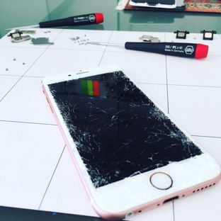 iPhone Screen Repair - Santa Monica, CA