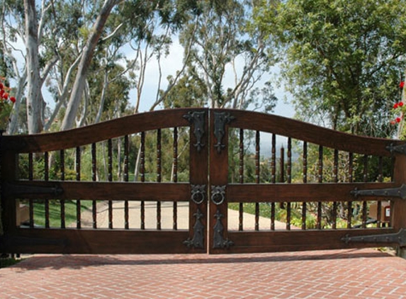 Automatic Gates & Fences Inc