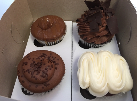 Yummy Cupcakes - Pasadena, CA