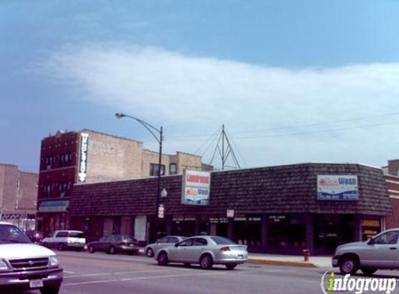 M & R Laundromat - Chicago, IL