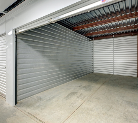 Chelmsford Storage Solutions - Chelmsford, MA