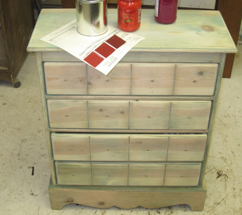 Rob Hickey Furniture - Trenton, MI. small chest