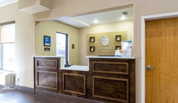 Comfort Inn & Suites Airport - Baton Rouge, LA