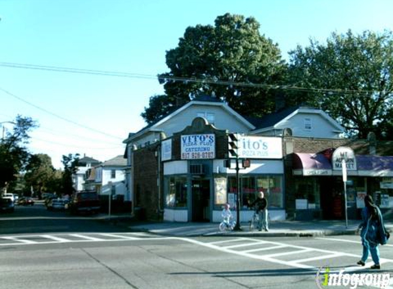 D & D Pizza & Subs - Watertown, MA