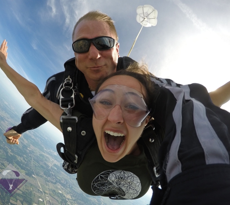 Skydive The Rock - Beloit, WI