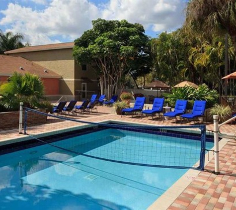 Waterford Park Apartment Homes - Lauderhill, FL