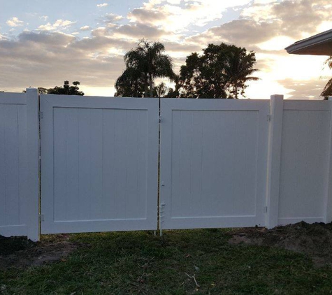 Fence Builders Pembroke Pines - Pembroke Pines, FL