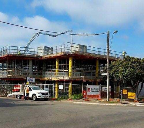 Mona's Concrete Pumping
