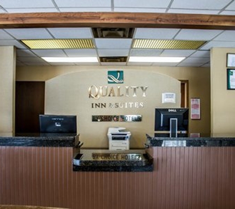 Quality Inn and Suites - Youngstown, OH