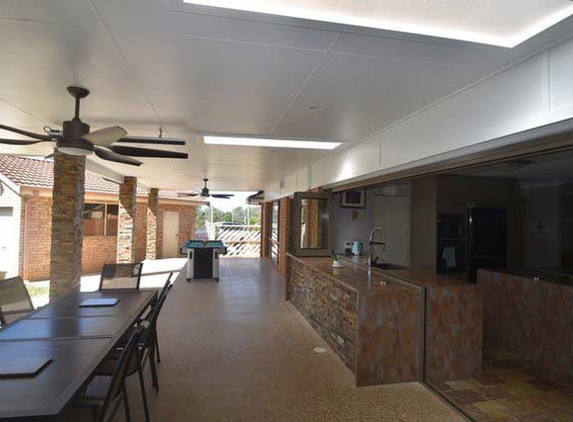 P & L Knight Builders Pty. Ltd.