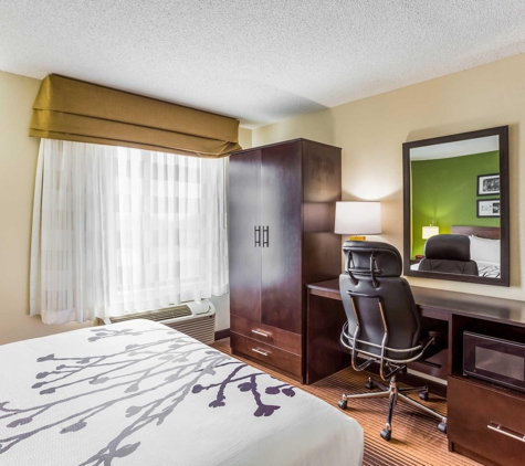 Sleep Inn & Suites Kingsport TriCities Airport - Kingsport, TN