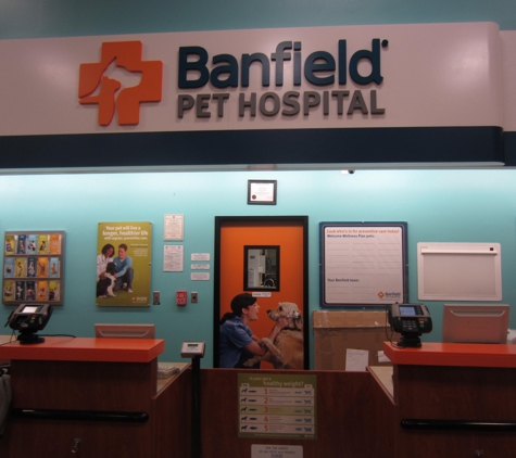 Banfield Pet Hospital - Albuquerque, NM