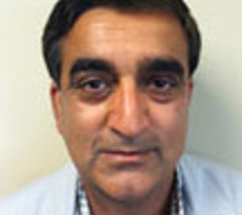 Jagbir K Ahuja, MD - Elgin, IL