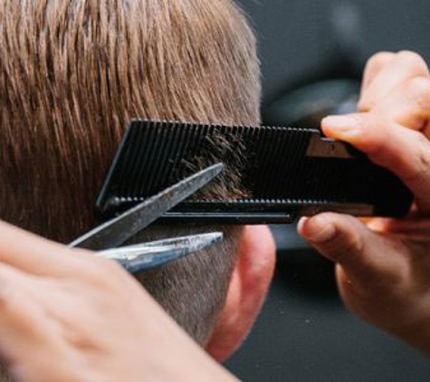 Davilia Mens Hairstylists