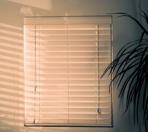 Bugsy's Blinds and Custom Shutters - Las Vegas, NV