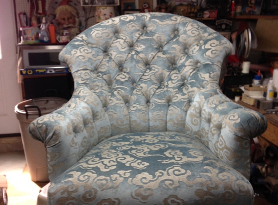 Stephen L Melson Upholstering - Wilmington, DE