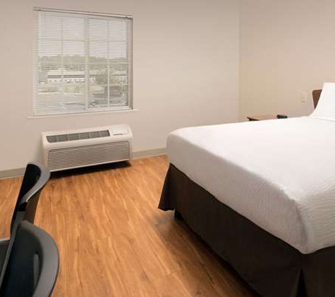 WoodSpring Suites Kansas City Mission - Mission, KS