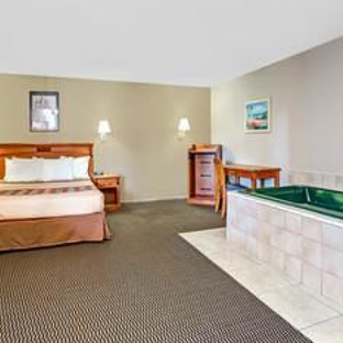 Super 8 by Wyndham Upland Ontario CA - Upland, CA