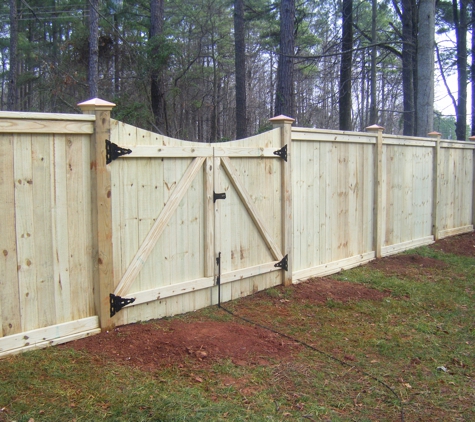 Wood Fence and Chain Link Fence Installation of Stafford - Stafford, VA