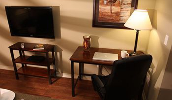 Eagle's Den Suites Cotulla a Travelodge by Wyndham - Cotulla, TX