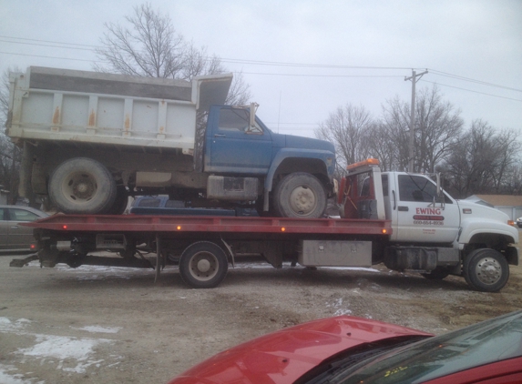 Ewing Repair & Towing - Trenton, MO