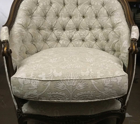 Aussie Upholstery - Indooroopilly, QLD