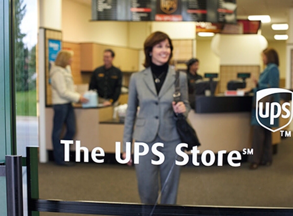 The UPS Store - Lakeland, FL