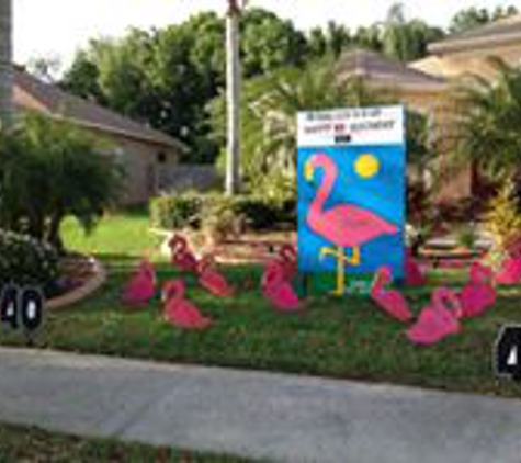 Yard Jive. Flamingo Display
and many more
visit www.yardjive.com