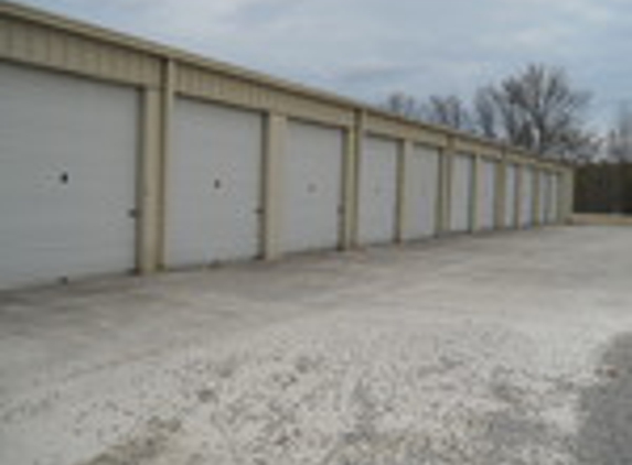 Roberts Storage - Bronston, KY