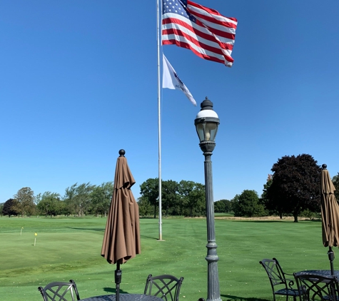 Blue Mound Golf & Country Club - Milwaukee, WI