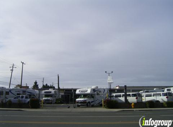 Road Bear RV Rentals & Sales - San Leandro, CA