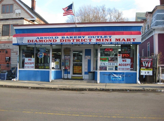 Arnold's Bakery Outlet Store - Lynn, MA